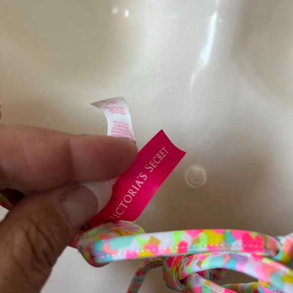 Victoria secret bikini top 36C - Picture 4 of 4